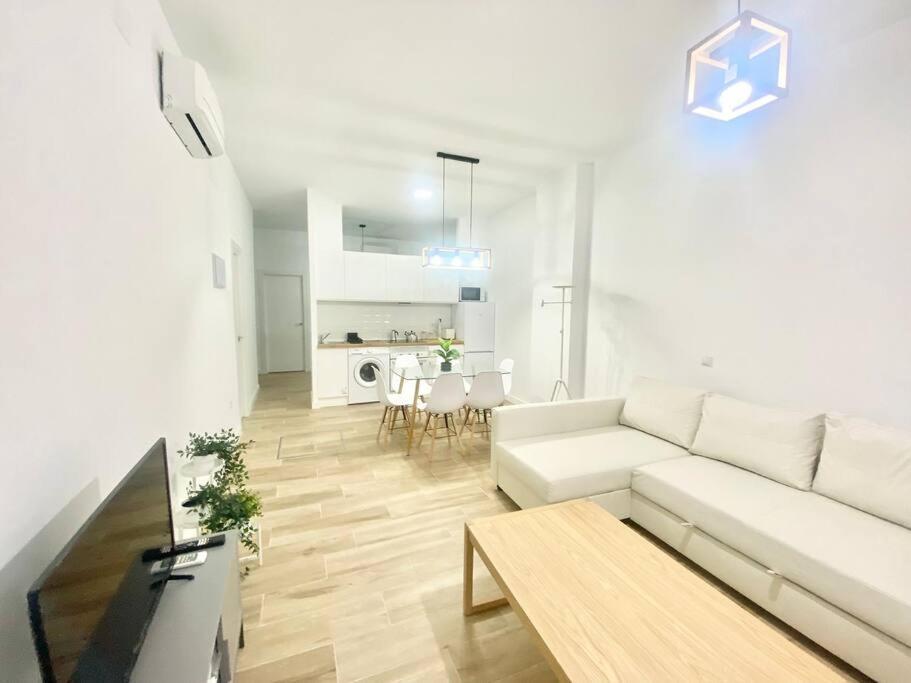 Puente Praga Aparment Apartamento Madri Exterior foto
